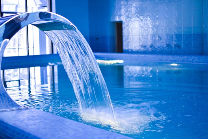 Pool 30 of 75