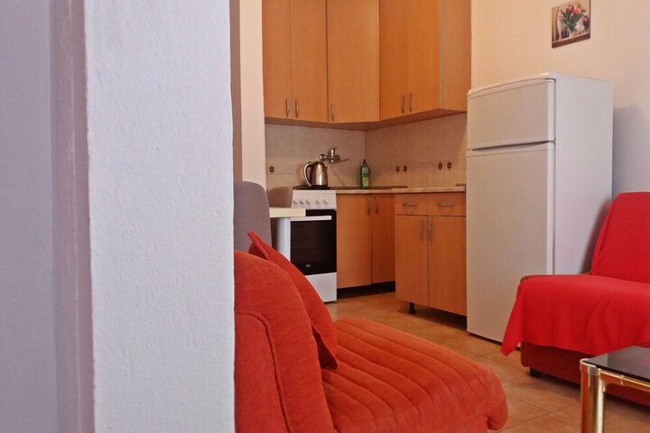 Room 9 of 15