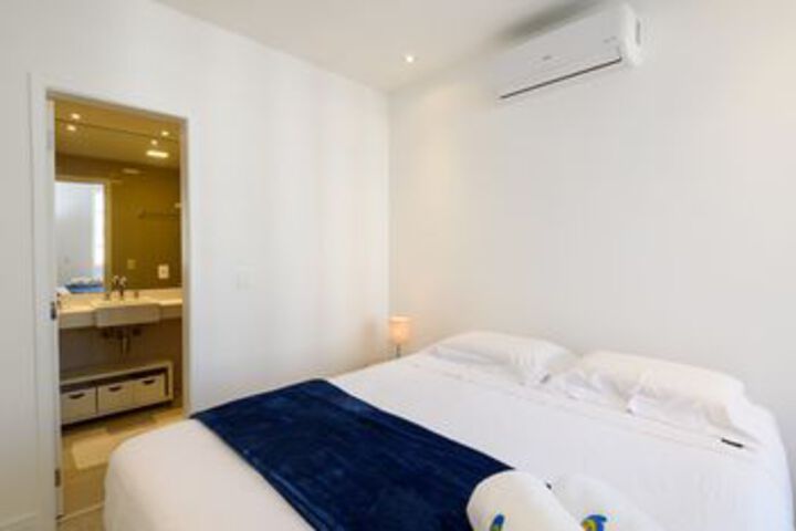 Room 16 of 30