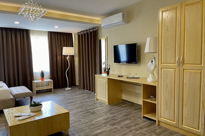 Room 50 of 121