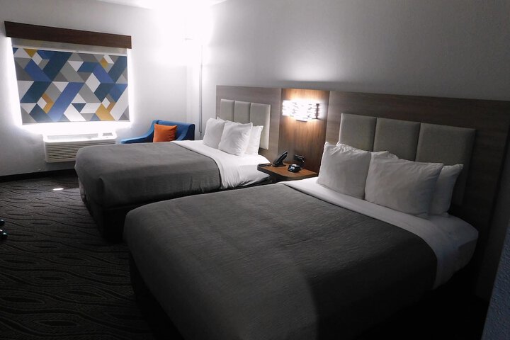 Room 28 of 50