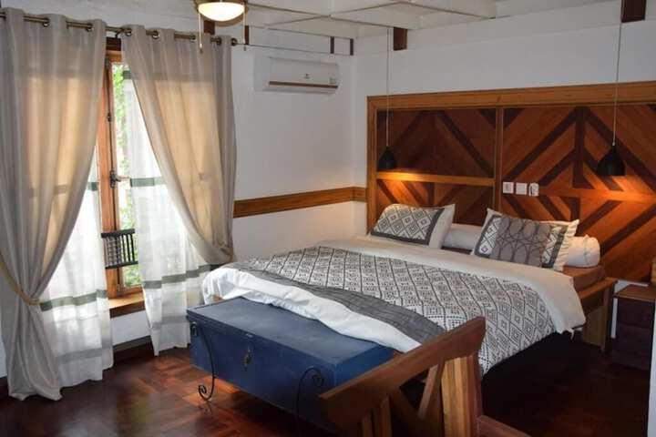 Room 15 of 61