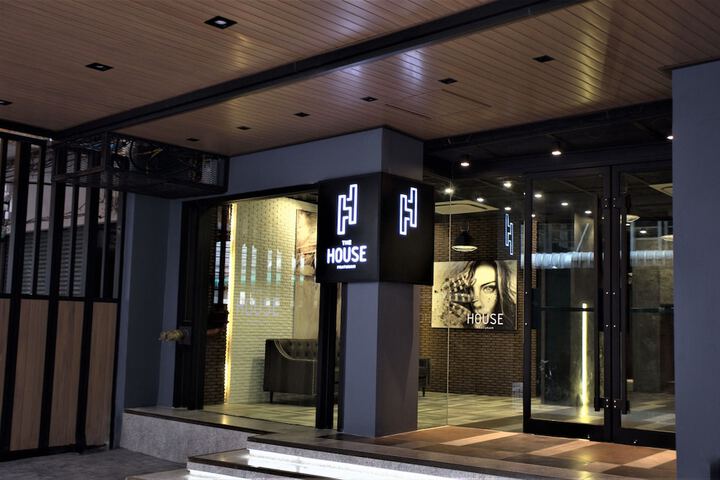 Hotel 70 of 77
