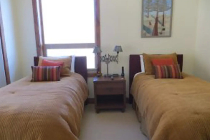 Room 3 of 15
