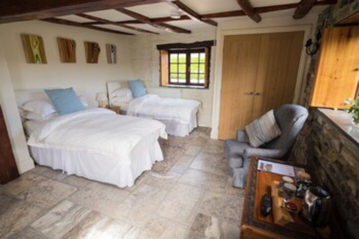 Room 21 of 29