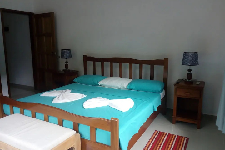 Lavigne self Catering