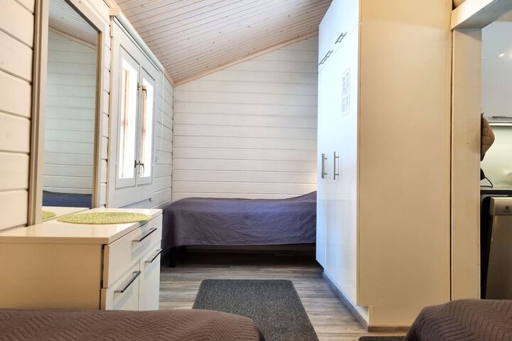 Room 6 of 54