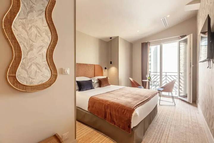 Room 14 of 39