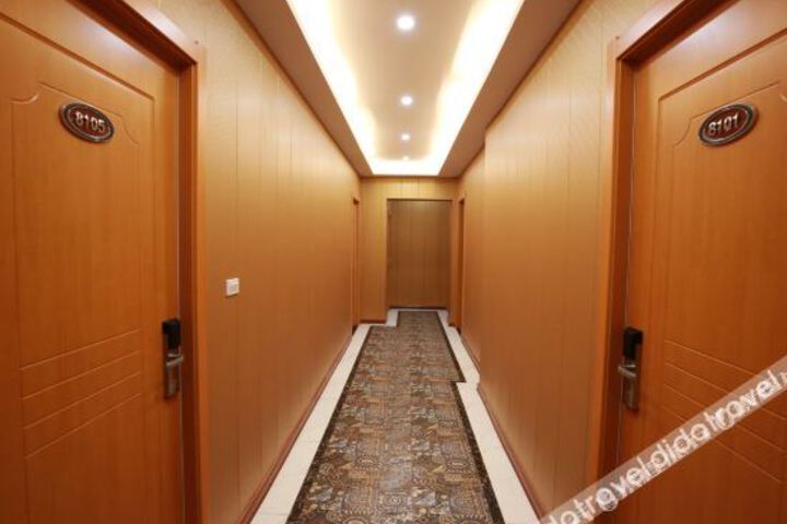 Hotel Interior 20 of 43