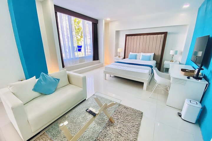 Room 4 of 51