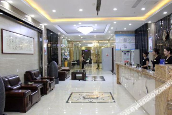 Hotel Interior 10 of 25