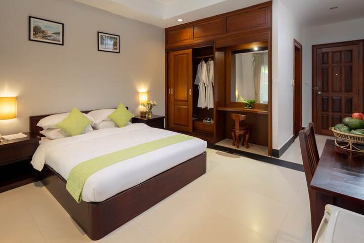 Room 19 of 95