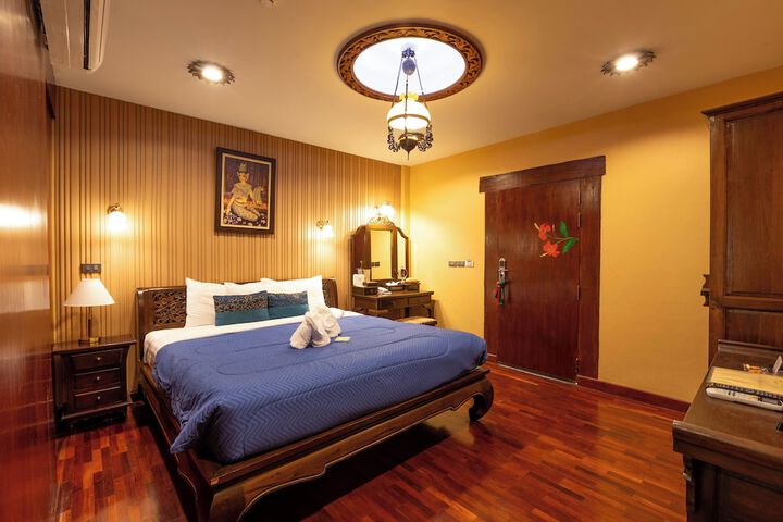 Room 47 of 95