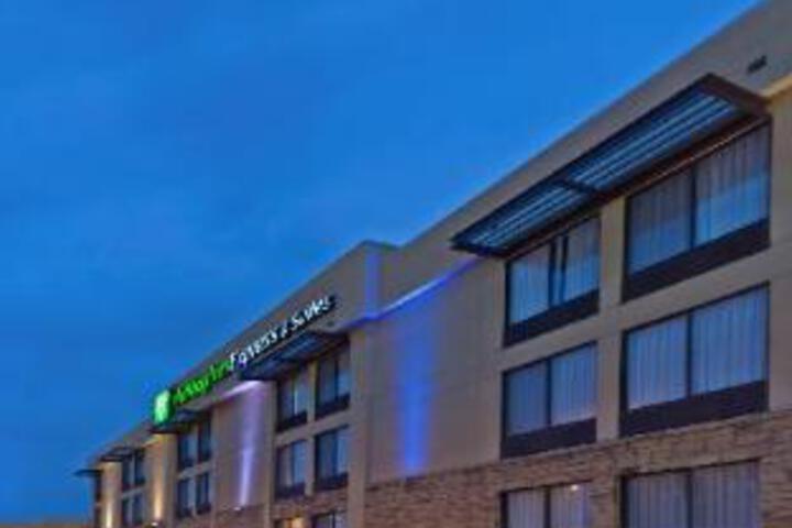 Hotel 7 of 23