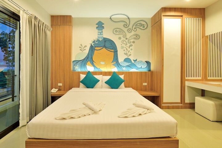 Room 8 of 54