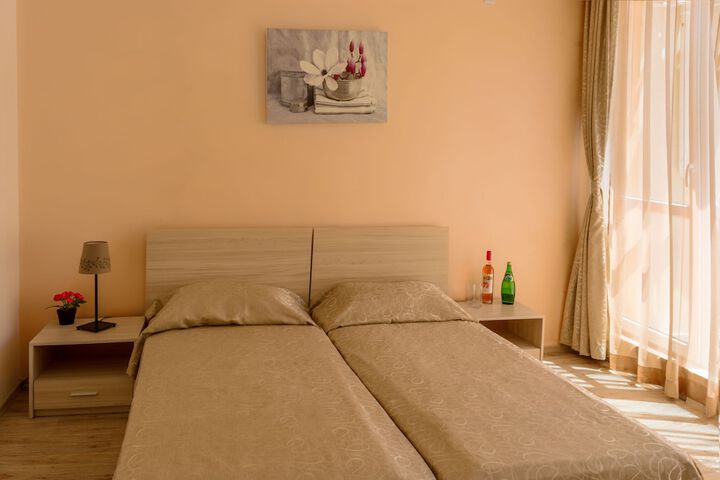 Room 8 of 53