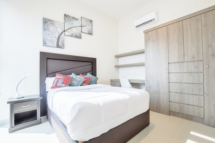 Room 20 of 155