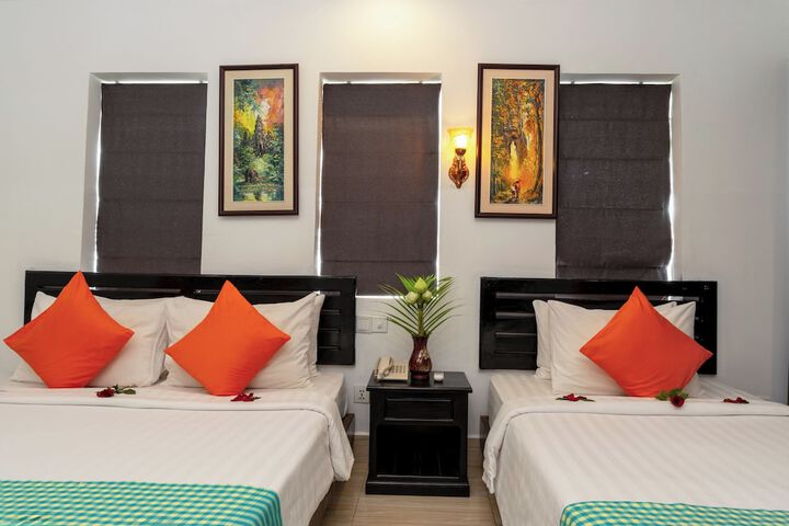 Room 14 of 65