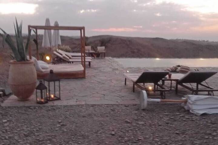 Sundeck 2 of 13