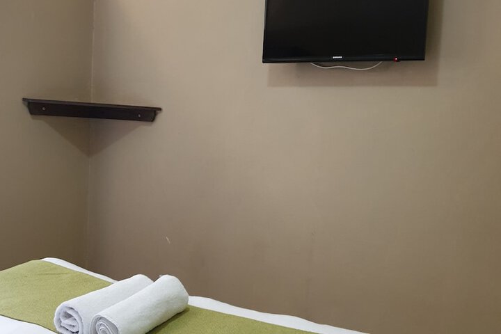 Room 6 of 69