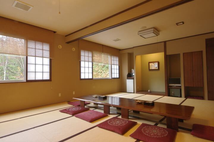 Room 4 of 57