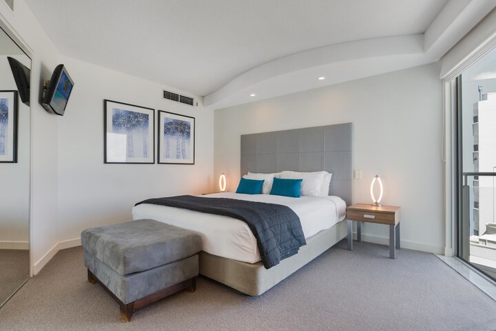 Room 17 of 49