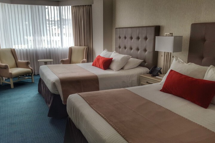 Room 25 of 53