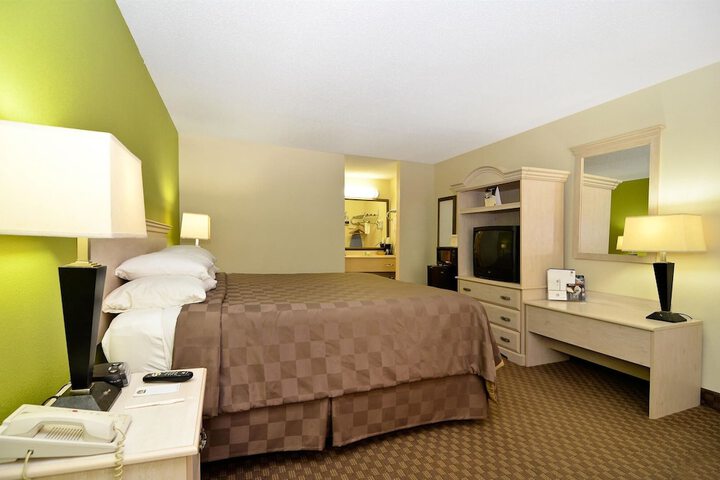 Room 4 of 21