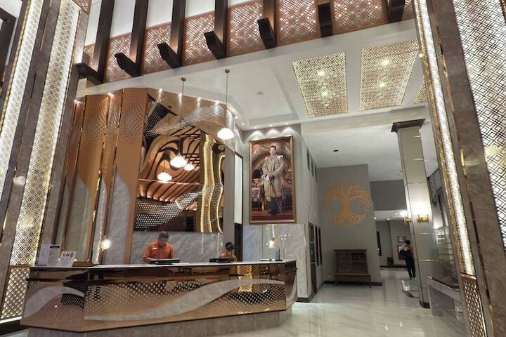 Hotel Interior 8 of 120