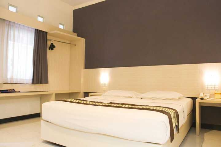 Room 16 of 41