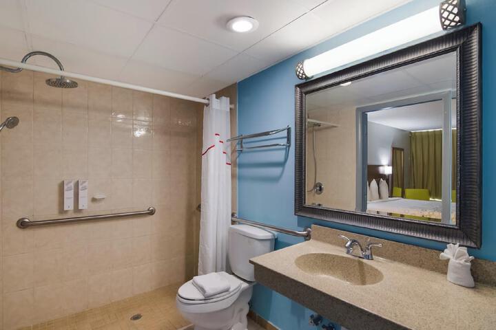 Suite 2 Queen Beds (8 of 21)