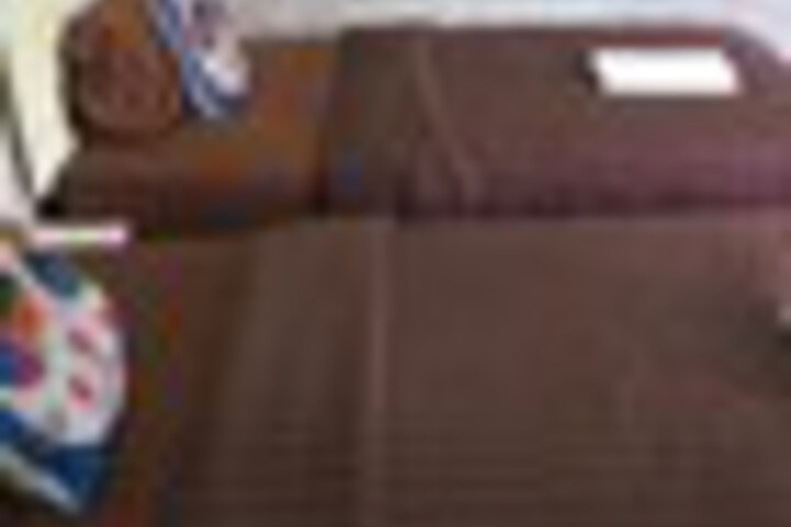 Room 38 of 132