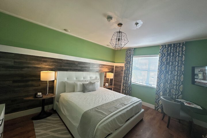 Room 13 of 59