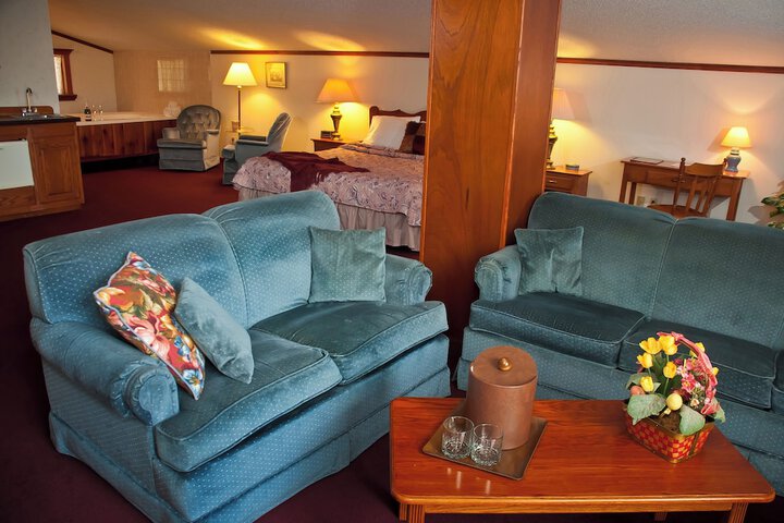Room 5 of 15