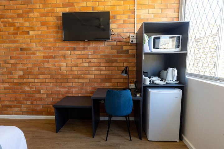 Room 3 of 34