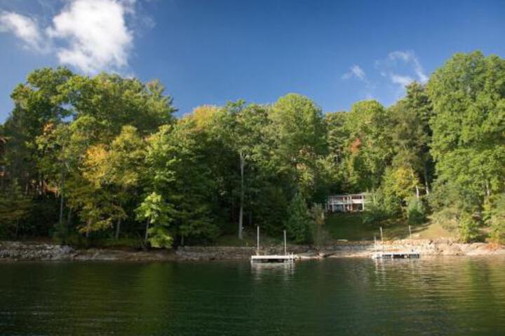 The Lakehouse at Katie Camp