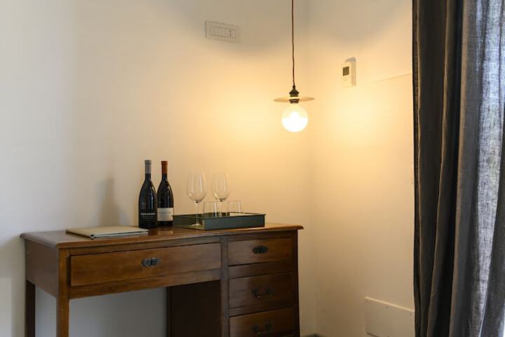 Room 5 of 39
