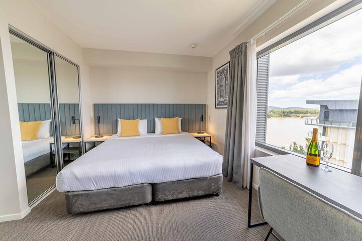 Room 3 of 26