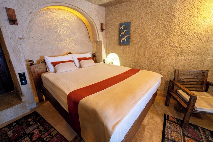 Room 20 of 99