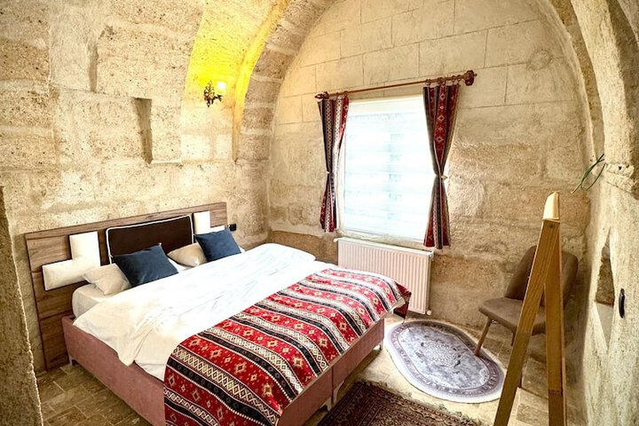 Room 8 of 29