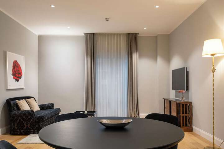 Room 54 of 146