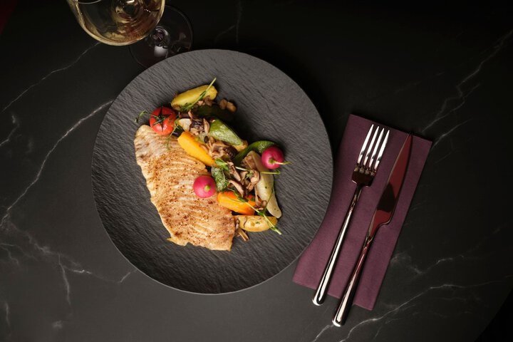 Dining 44 of 69