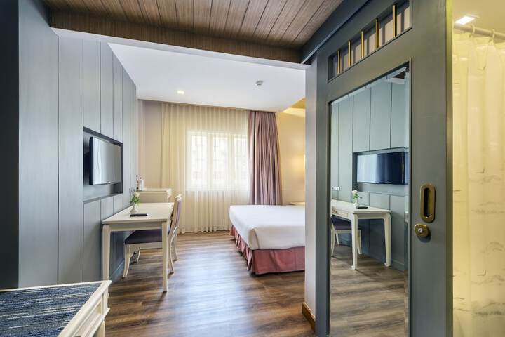 Room 18 of 55