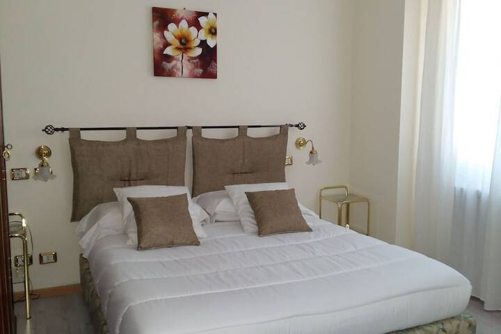 Room 7 of 49