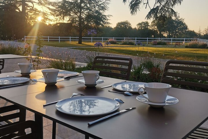 Breakfast/Coffee Service 84 of 109