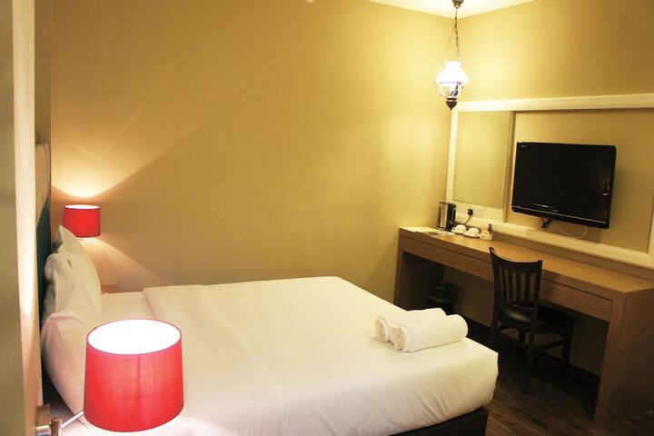 Room 13 of 57