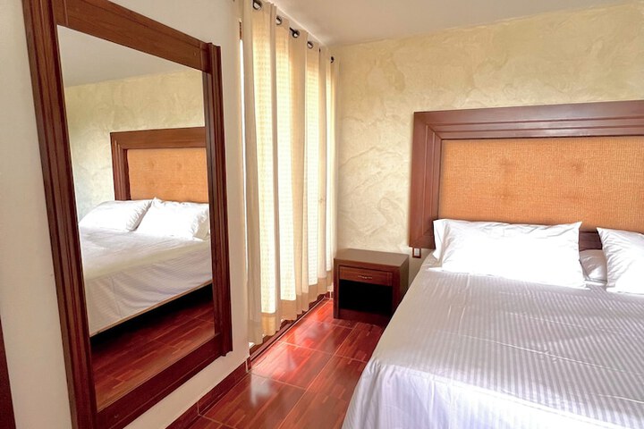 Room 19 of 64