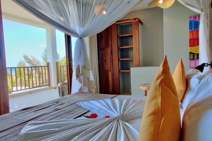 Room 8 of 44