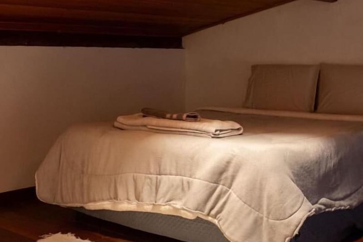 Room 15 of 132