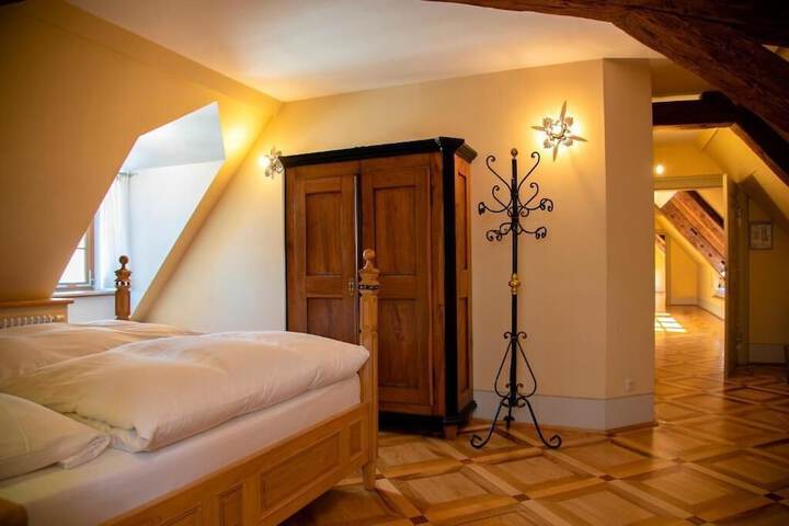 Room 14 of 61